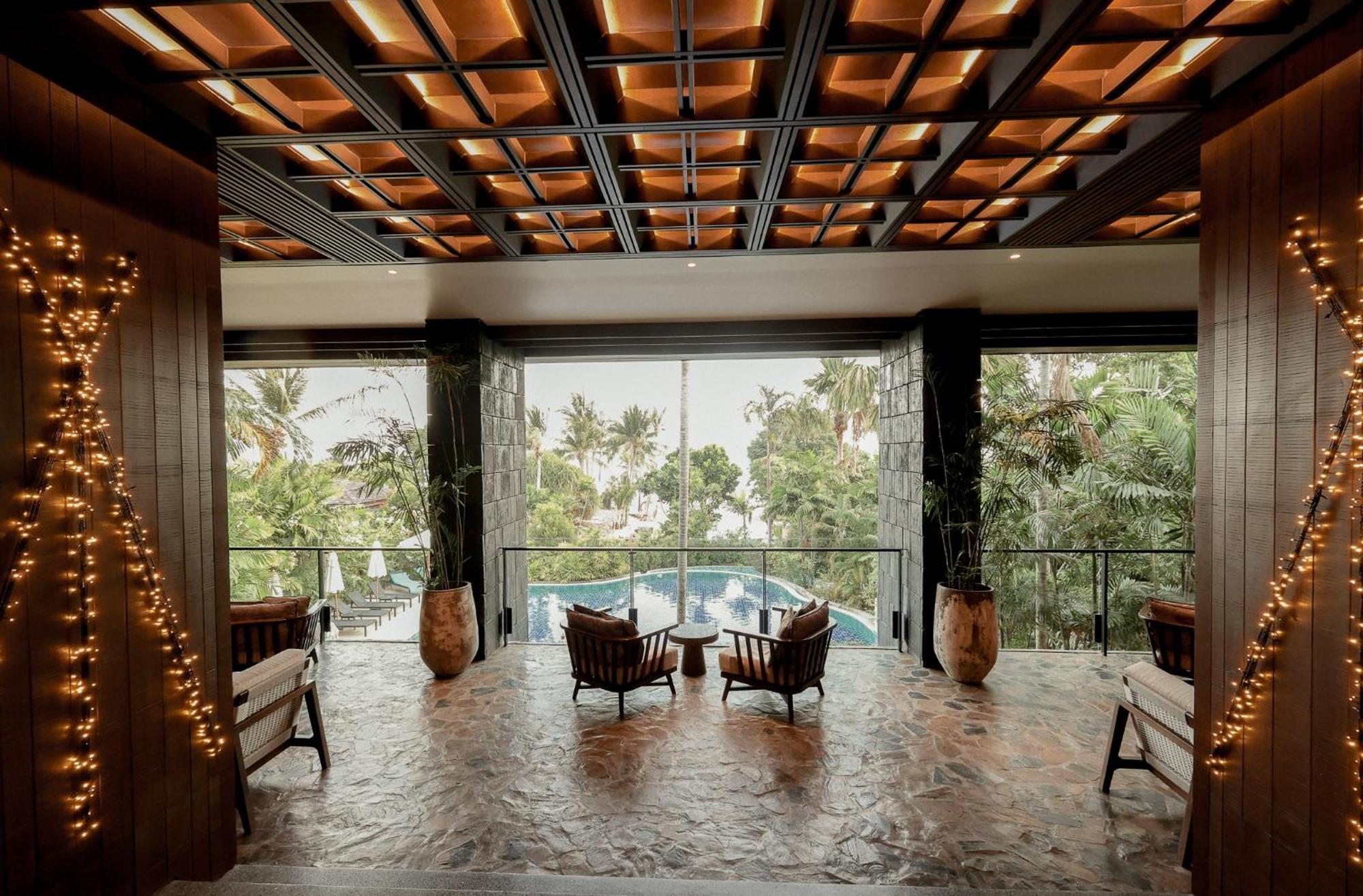 Hotel Barcelo Coconut Island, Phuket Extérieur photo The lobby of the hotel