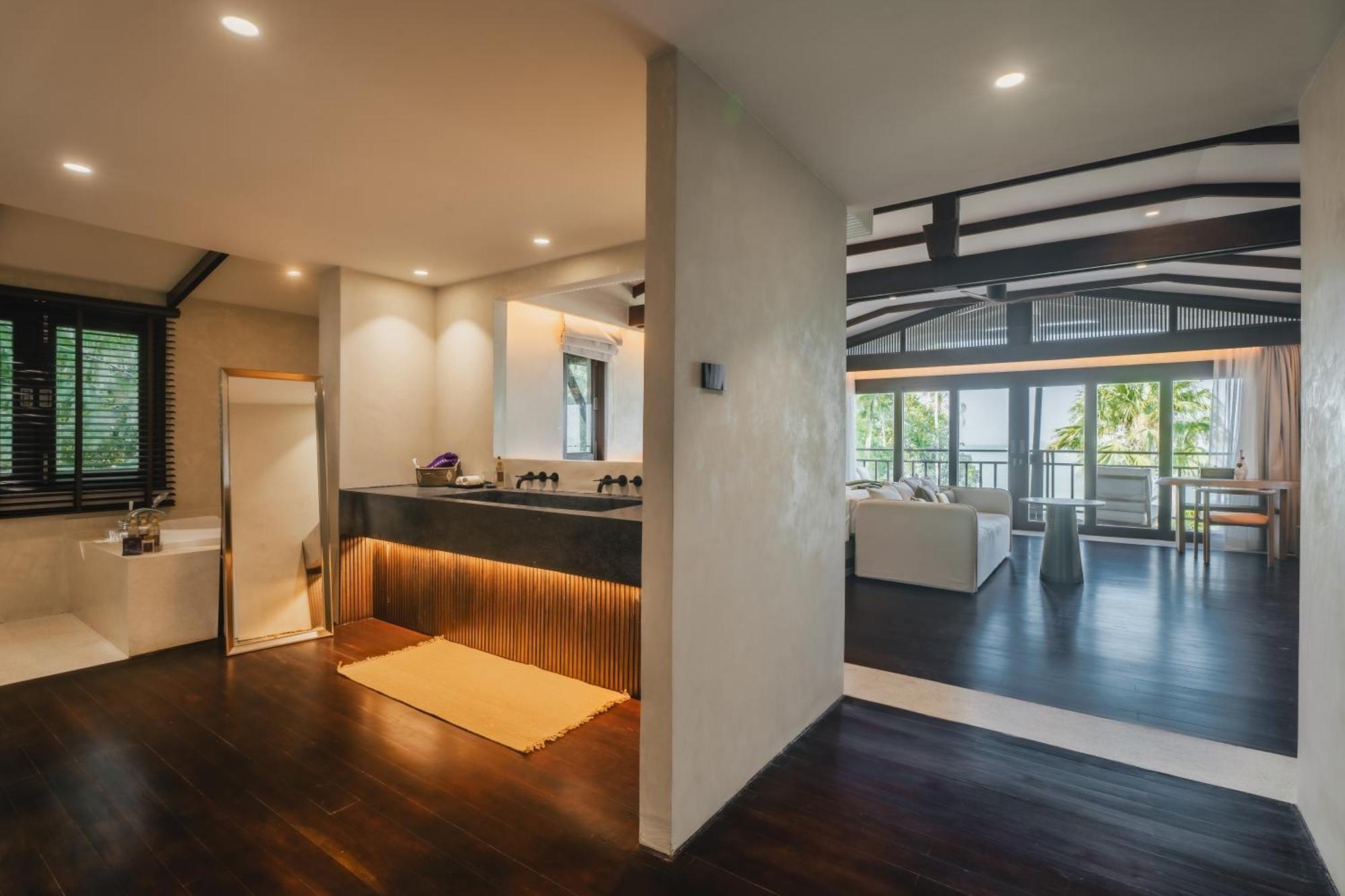Hotel Barcelo Coconut Island, Phuket Extérieur photo Interior of a suite at The Park