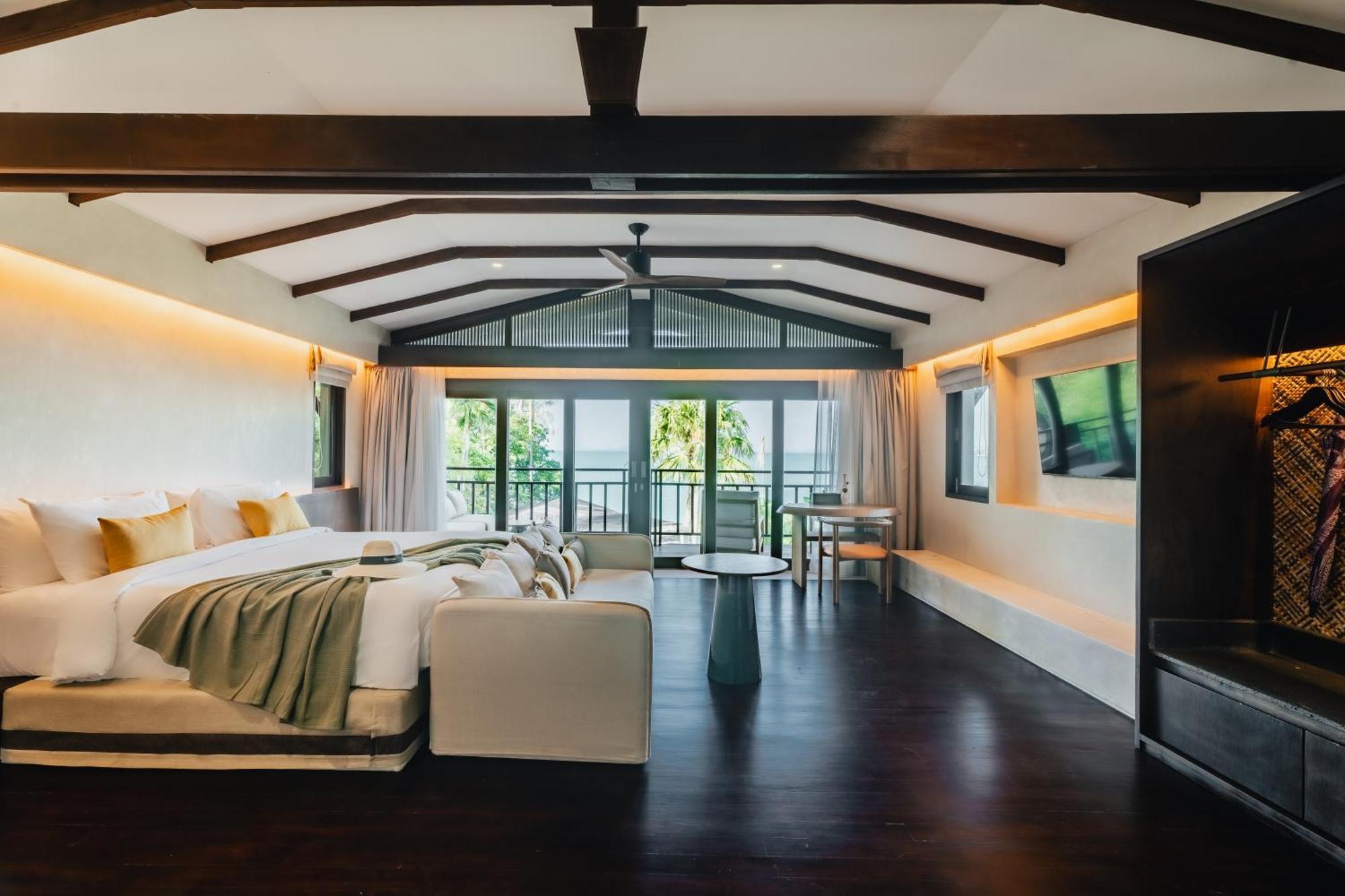 Hotel Barcelo Coconut Island, Phuket Extérieur photo Deluxe Ocean View