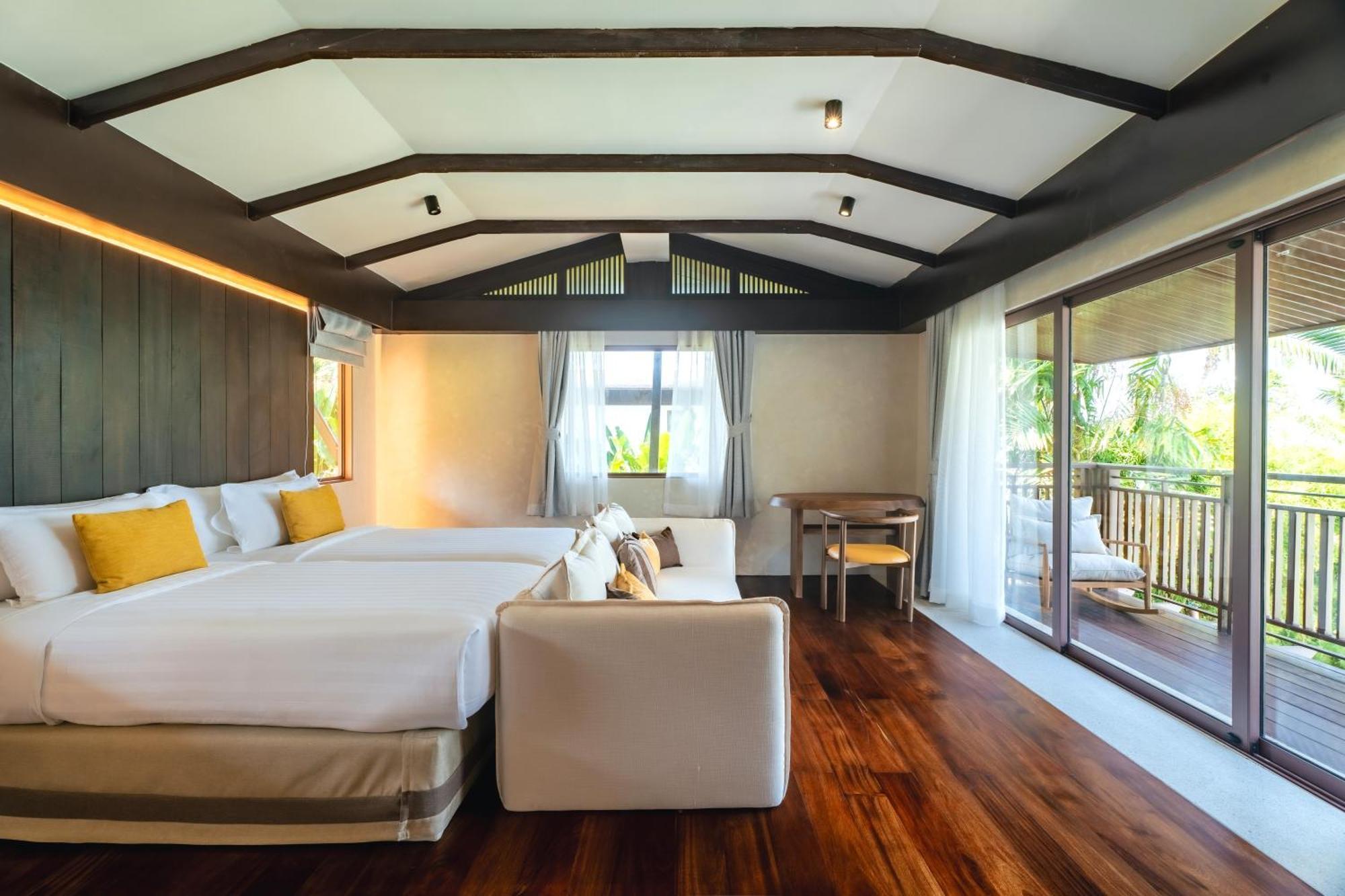 Hotel Barcelo Coconut Island, Phuket Extérieur photo Deluxe Pool Access