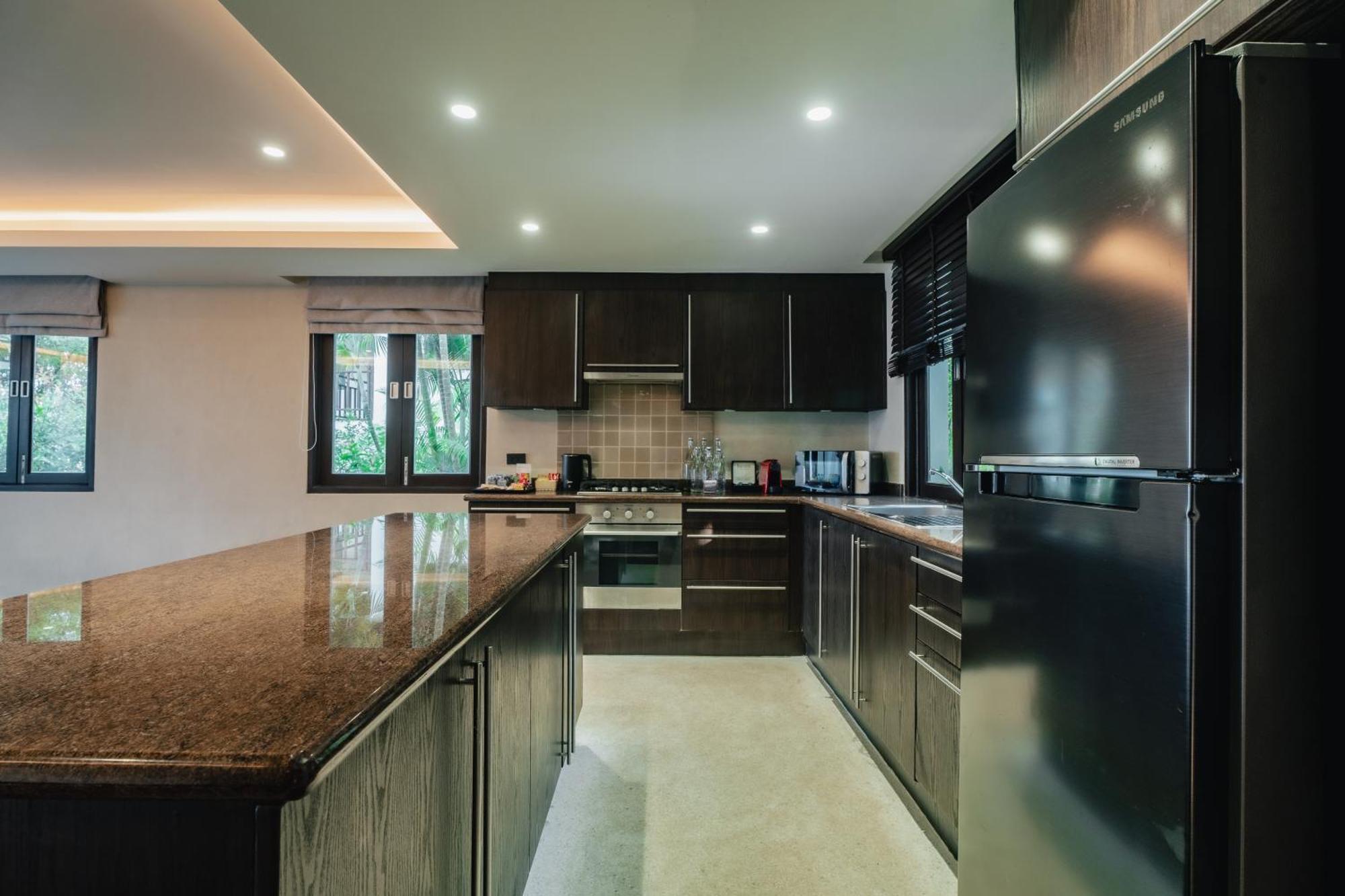 Hotel Barcelo Coconut Island, Phuket Extérieur photo A modern kitchen