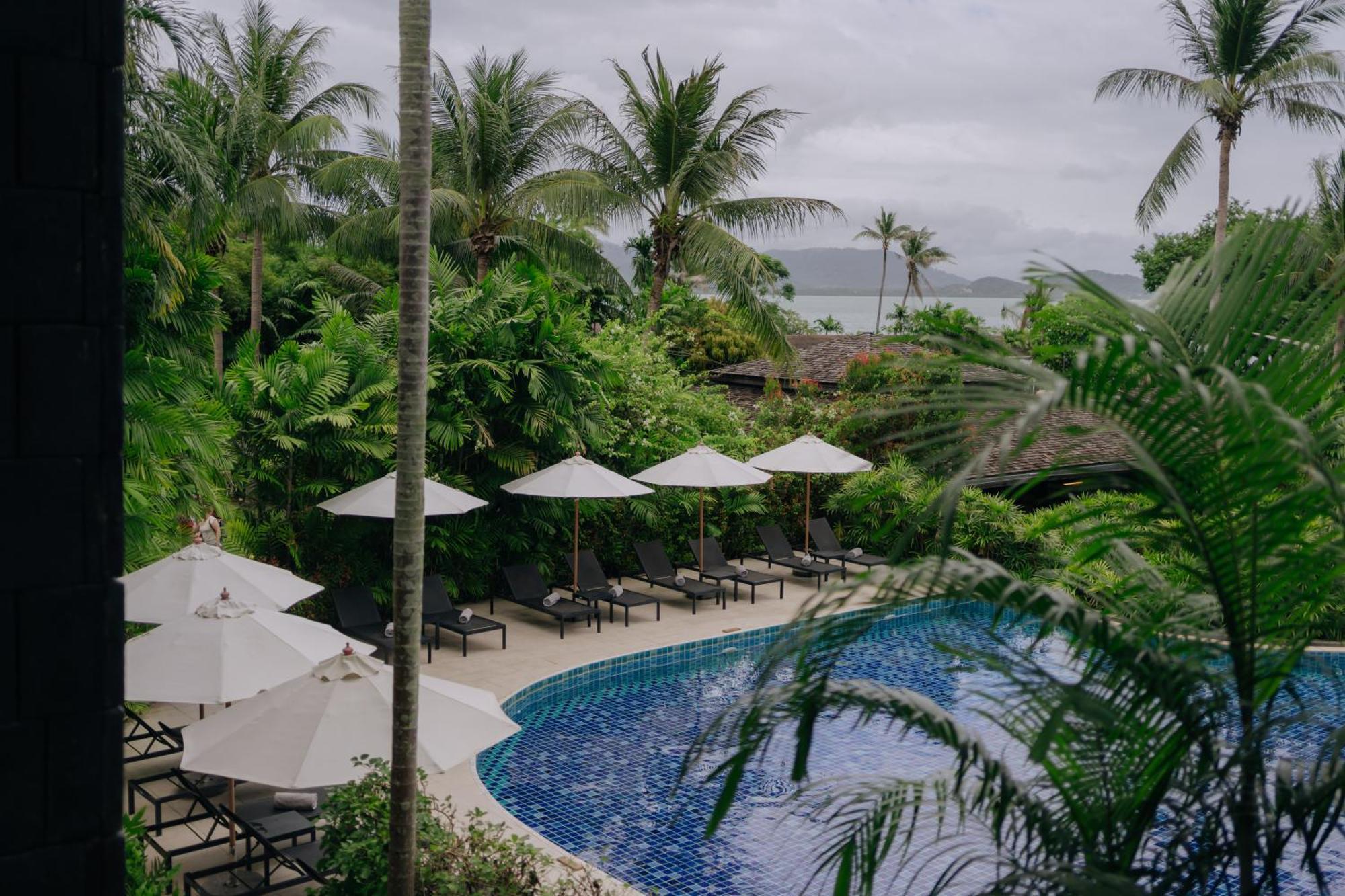 Hotel Barcelo Coconut Island, Phuket Extérieur photo